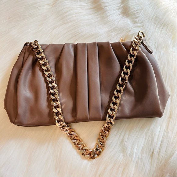 NWOT Ocassion Shoulder Bag - Picture 1 of 5